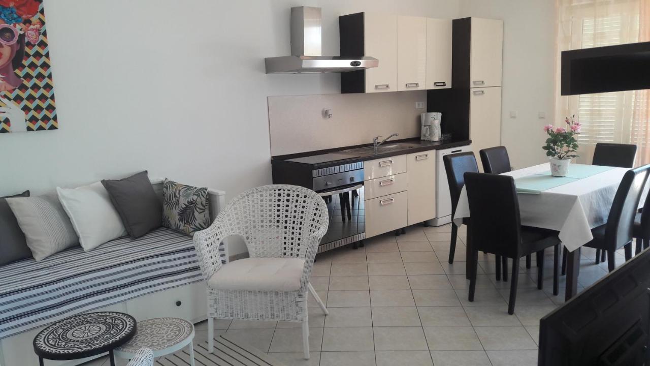Apartman Barbat-Za Cijelu Obitelj Barbat na Rabu Екстер'єр фото